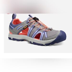 VGUC Manatee Closed-Toe Sandal sz5